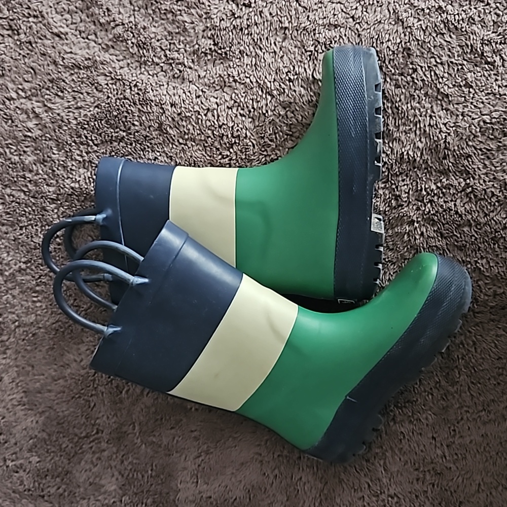 Carters rainboots